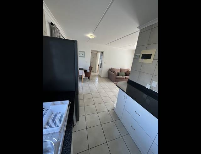 2 BEDROOM APARTMENT TO LET IN BURGUNDY ESTATE